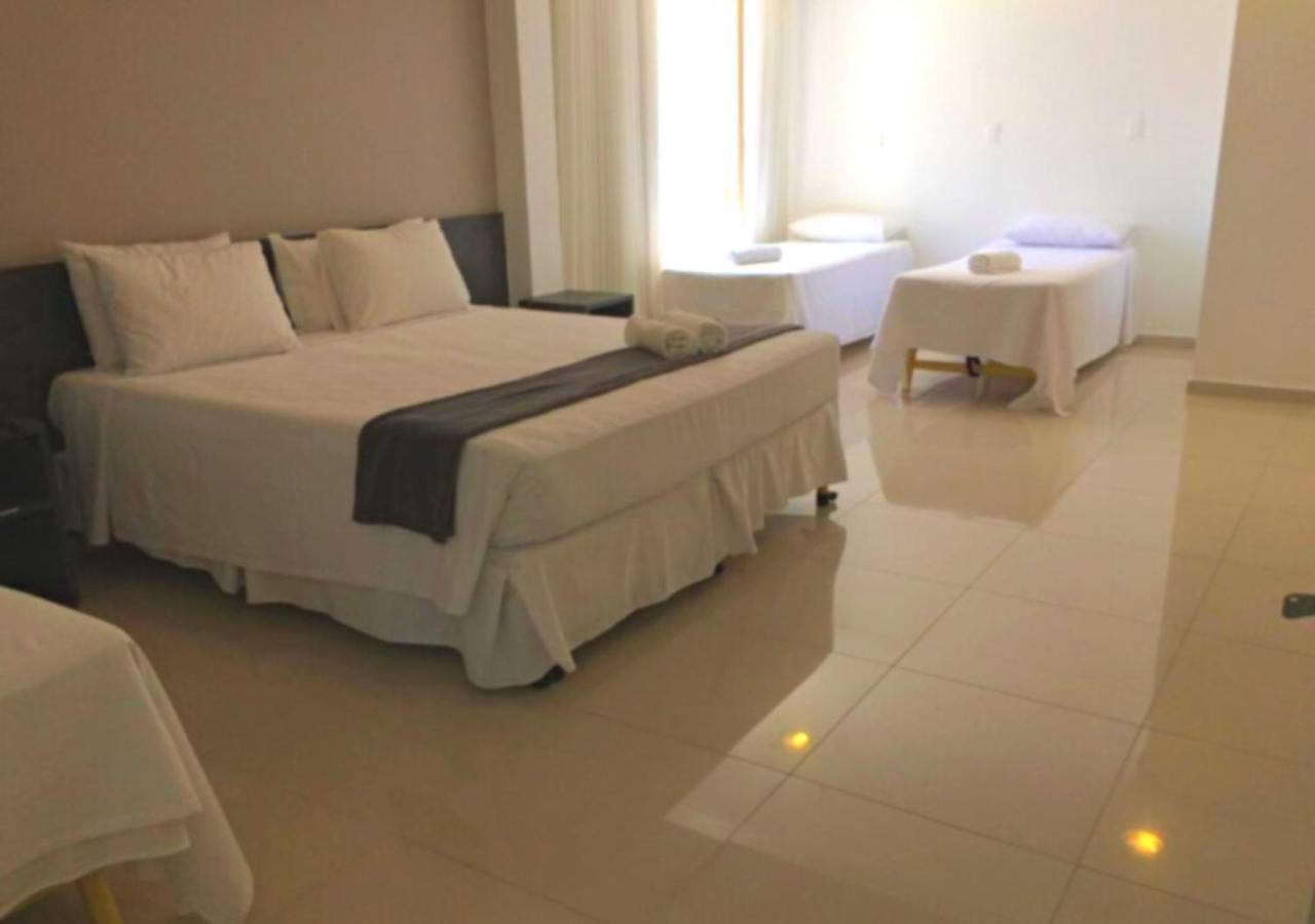 ז'אבואטו דוס גוארראפס Scenarium Hotel מראה חיצוני תמונה
