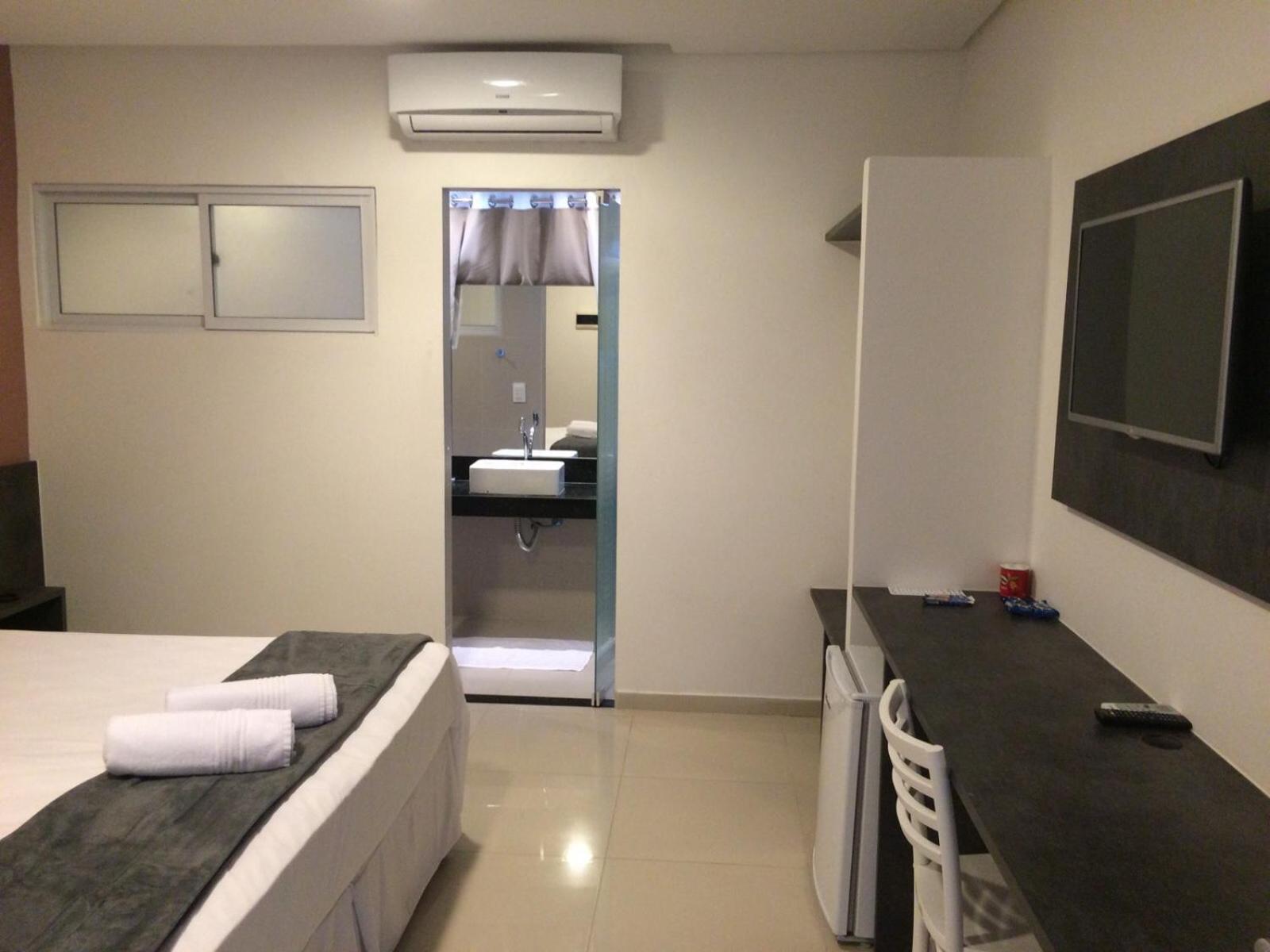 ז'אבואטו דוס גוארראפס Scenarium Hotel חדר תמונה