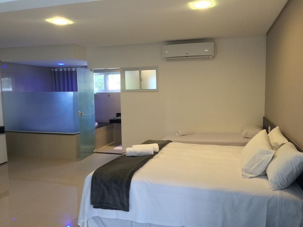 ז'אבואטו דוס גוארראפס Scenarium Hotel חדר תמונה